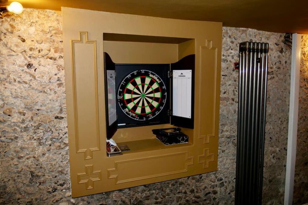 فيلا Huge Luxury 8 Bed Manor House Hot Tub Pool Table سافرون والدن المظهر الخارجي الصورة